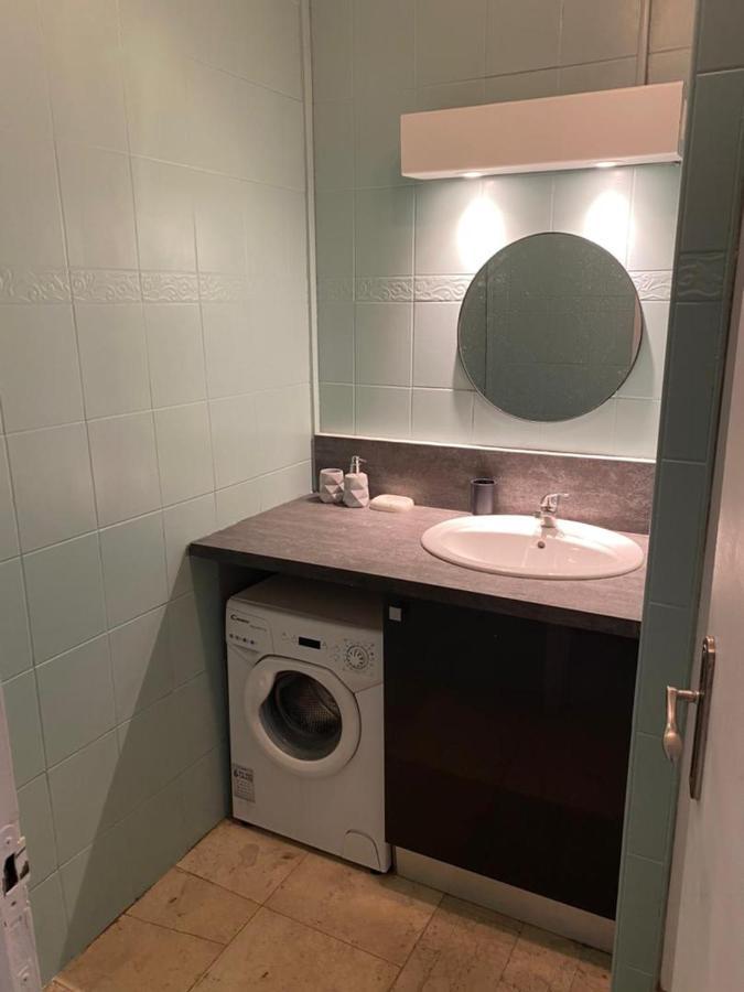 Appartement Chambre Meublee Cafe Boulevard Joseph Vallier à Grenoble Extérieur photo