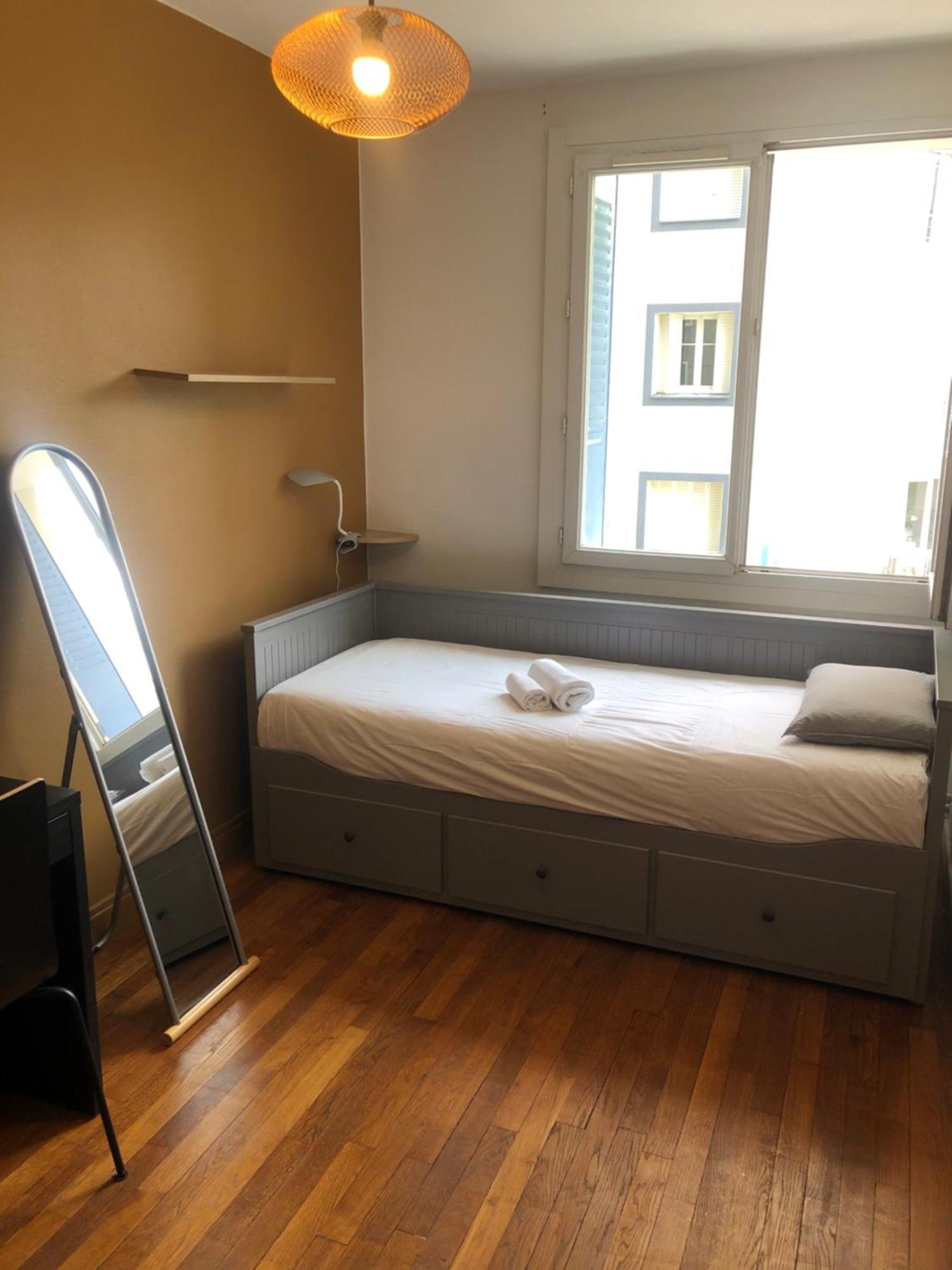 Appartement Chambre Meublee Cafe Boulevard Joseph Vallier à Grenoble Extérieur photo
